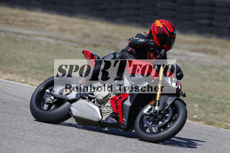 /36 08.08.2026  Pluess Motosport ADR/Freies Fahren/415